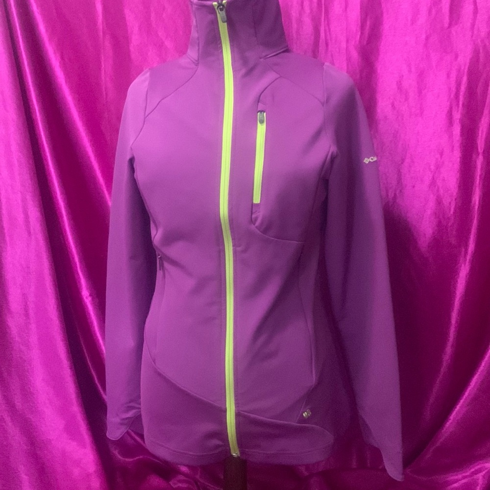 Columbia advanced repellency Omni shield size extra small new condition …